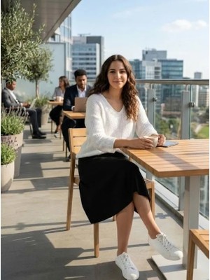 Urumday Kadın V Yaka Kazak