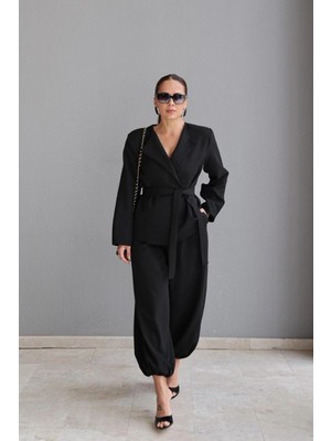 Purple By Banu Siyah Kuşaklı Ceket Pantolon Takım