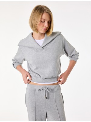 Koton Modal Kumaş Uzun Kollu Denizci V Yaka Sweatshirt