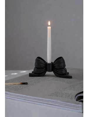 Dekoratif Fiyonklu Mumluk Siyah