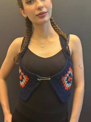 Gönülden Tasarım El Örgüsü Kadın Crop Yelek