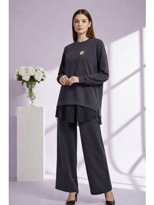 Nurcan Çetin 26471 Yanları Fermuar Detaylı Broşlu Tunik Pantolon Takım