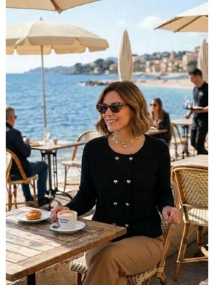 Urumday Kadın Çift Sıra Düğmeli Triko Hırka