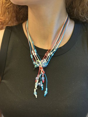 Gönülden Tasarım Deri Kayışlı Renkli Boncuklu Kadın KOLYE20 cm