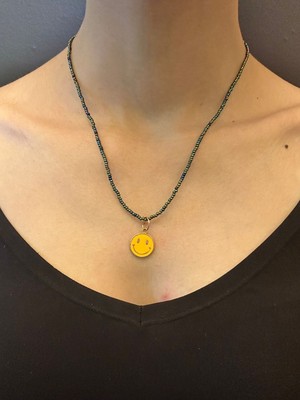 Gönülden Tasarım Çelik Gülen Surat Uçlu Boncuklu Kadın Kolye