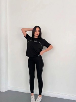 Şeritli Kısa Kollu Tişört ve Yüksek Bel Tayt Ikili Spor Takım