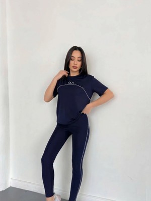 Şeritli Kısa Kollu Tişört ve Yüksek Bel Tayt Ikili Spor Takım