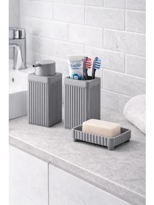 Binbirreyon Banyo Aksesuar Seti 3 Parça Sıvı Sabunluk Diş Fırçalık Sabunluk 3 Farklı Renk LB149