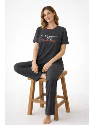 Tenra Kadın %100 Pamuk Pijama Takımı Raporlu Kumaş Rahat Kalıp Yazlık Ev Giyim