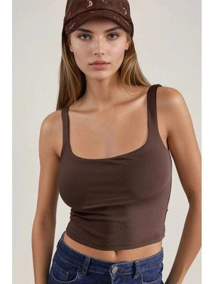 Hiccup Kadınlar Kare Yakalı Vücuda Oturan Crop Top Kahve Kahvesi