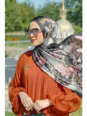 Buttonscarves Wonderland Saten Şal - Caviar