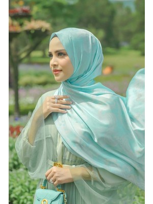 Buttonscarves Friendship Saten Şal - Lyra
