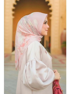 Buttonscarves Arabian Night Kare Eşarp - Palace