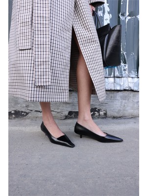 Lutvelizade Topuklu 2611 - Minimal Küt Burun Siyah Kadın Topuklu