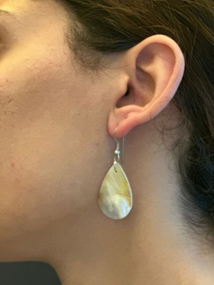 Gönülden Tasarım Sedef Midye Kadın Küpe 3x2 cm