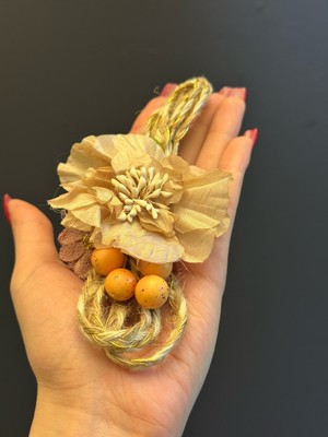 Gönülden Tasarım 16X8 Cn Hasır Çiçekli Broş Yaka Iğnesi Giyim Aksesuarı