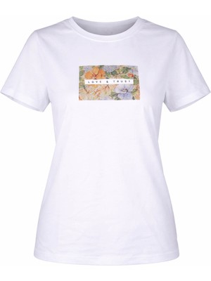 Trender Trus Baskı Beyaz Kadın T-Shirt 26YL71595009