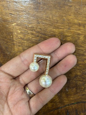 Gönülden Tasarım Inci Boncuklu Zirkon Taşlı Tasarım Broş Yaka Iğnesi Giyim Aksesuarı 3x2 cm