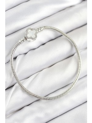 Balkan Grup Pirinç Charm Zirkon Taşlı Yonca Model Gümüş Renk Kadın Bileklik