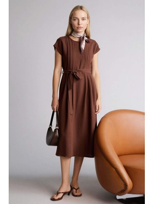 DeFacto Yuvarlak Yaka Keten Karışımlı Kısa Kollu Elbise H0073AX26SP