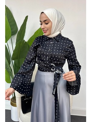 Tesettür Diyarı Kadın Saten Kumaş Puantiyeli Bağlamalı Gömlek-Siyah