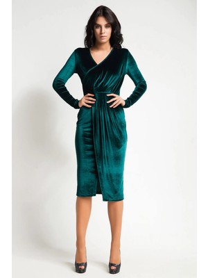 Laranor Kadın Yeşil Kruvaze Kesim Büzgü Detaylı Kadife Elbise Gündüz Gece Şıklığı 16L5014