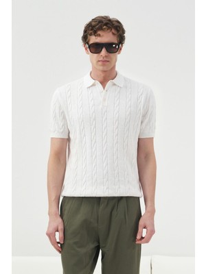 Giesto Dokulu Örgü Desenli Beyaz Polo Yaka Triko T-Shırt