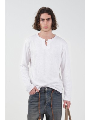 Giesto Britli Uzun Kollu Beyaz T-Shırt