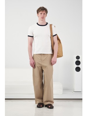 Giesto Kontrast Detaylı Bisiklet Yaka Ekru T-Shırt