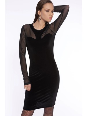 Laranor Kadın Siyah Tül Detaylı Dudak Yaka Kadife Abiye Elbise 17L6148