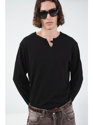 Giesto Britli Uzun Kollu Siyah T-Shırt