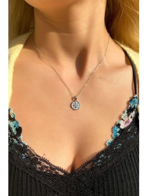 Spossy Silver Jewelry Nilüfer Kolye