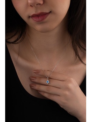 Spossy Silver Jewelry Kutup Yıldızı Opal Taşlı Kolye