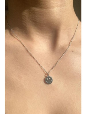 Spossy Silver Jewelry Kalpli Gülen Yüz Kolye