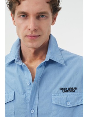 Giesto Çift Cepli Nakışlı Mavi Gömlek