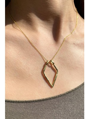 Spossy Silver Jewelry Üçgen Tasarım Kolye