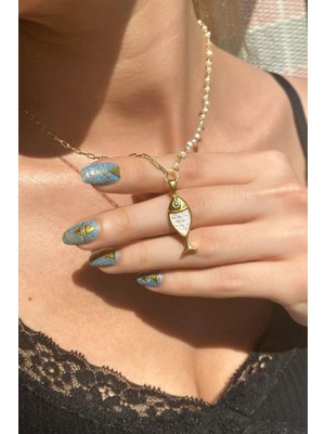 Spossy Silver Jewelry Yarı Zincir, Yarı Gerçek Inci Sedef Taşlı Balık Kolye