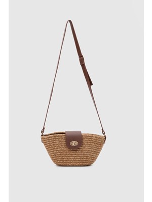 Gabri Kapaklı Hasır Çapraz Çanta Vizon