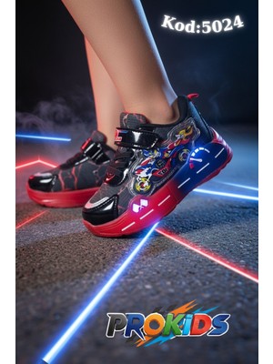 Prokids Işıklı ve Eğlenceli: Yarış Temalı Cırtlı Erkek Çocuk Spor Ayakkabı
