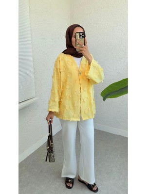 Modamorfo Tek Düğmeli Püskül Detaylı Yırtmaçlı Kimono -Sarı