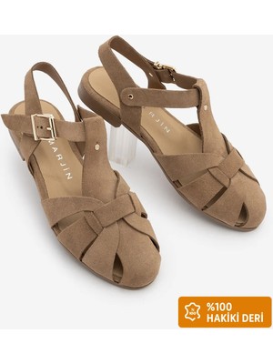 Marjin Kadın Hakiki Deri Bilekten Bantlı Tokalı Önü Kapalı Süet Günlük Sandalet Yenzar Camel Süet