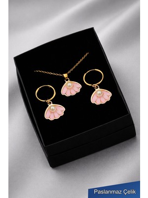 Trend Collection Kadın Pembe Çiçek Incili Çelik Kolye Küpe Seti Gold Renk Zarif Takı