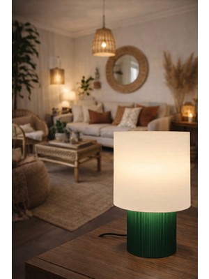 Piccomino Urban Loft Serisi: Dikey Hatlı Silindir Abajur - Her Ortama Uygun Modern Aydınlatma