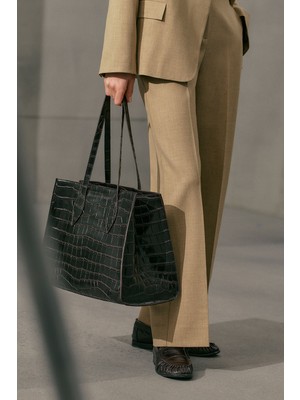 Manuka Kabartma Deri Cıty Çanta Kahverengi