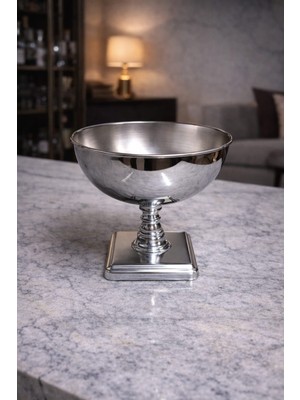 Kare Ayak Metal Vazo