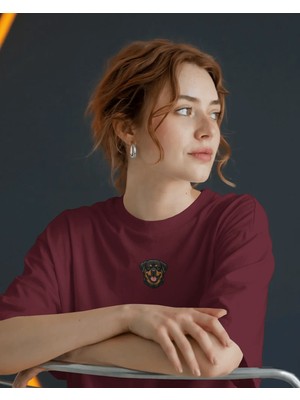 Muhtar Store Rottweiler Köpek Baskılı Kadın Oversize Tişört – Minimal Rottweiler Tasarım