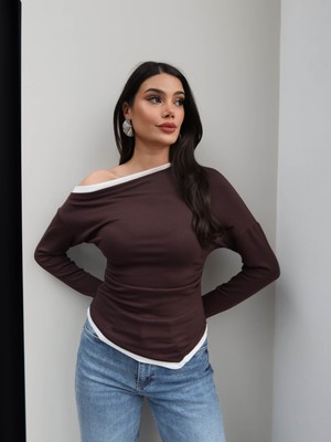 Esra Helvacı Düşük Omuz Çift Katmanlı Bluz