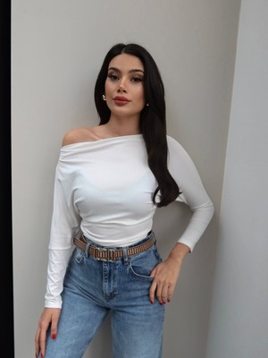 Esra Helvacı Düşük Omuz Uzun Kol Bluz