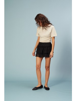 Nisan Triko Fırfırlı Dantel Etek
