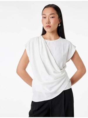 Koton 26YY59000058 Kırık Beyaz Kadın Bluz 6SAK60016UW